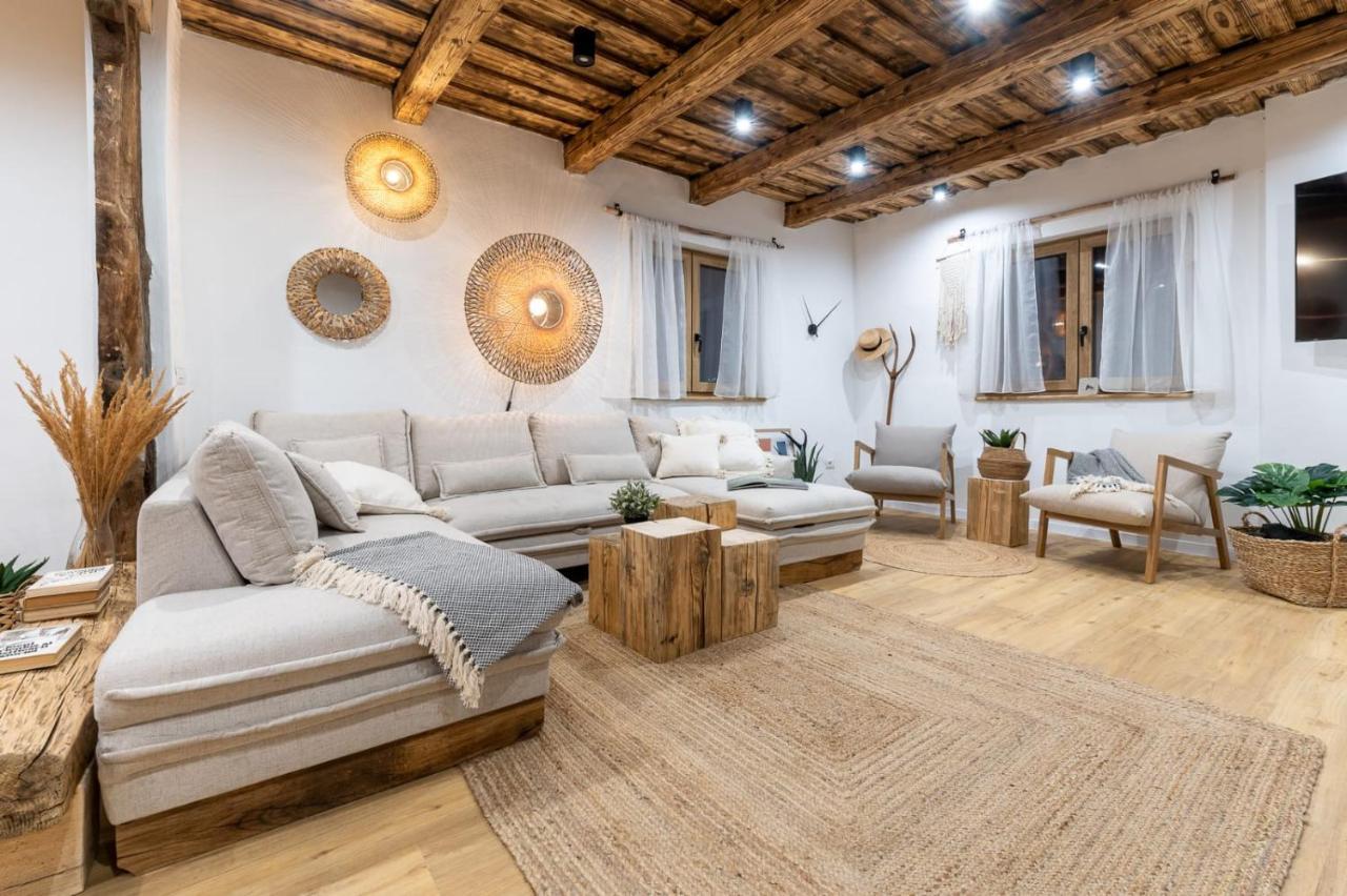 Poieni 39 Villa Poienile Izei Exteriör bild